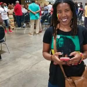 Meet your Posher, Sara